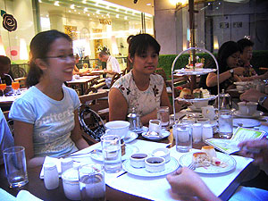 20050429-bangkok14-hightea.jpg