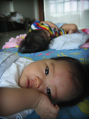 20051105-athome.jpg