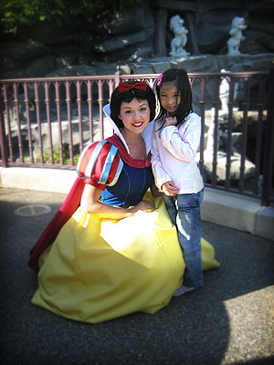 Snow White really looks like Snow White. It feels like the animation came alive.