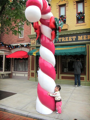 giant candy cane