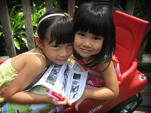Clié and Cleo at the Zoo