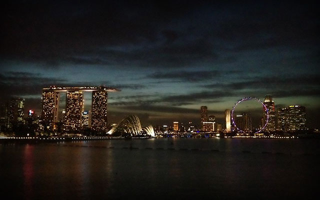 20120707_gardensbythebay4 Marina Bay Skyline